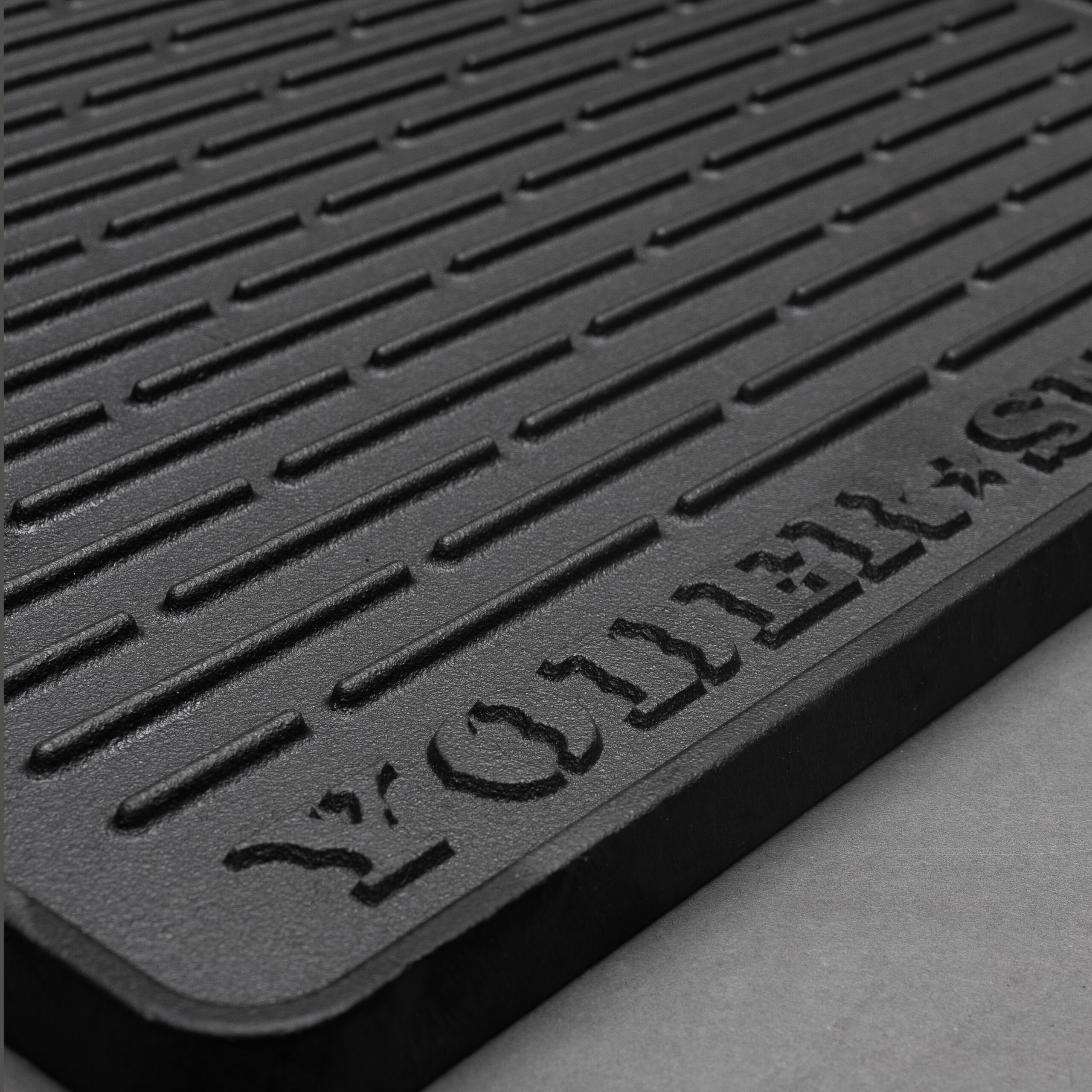 Yoder Smokers Cast Iron Griddle