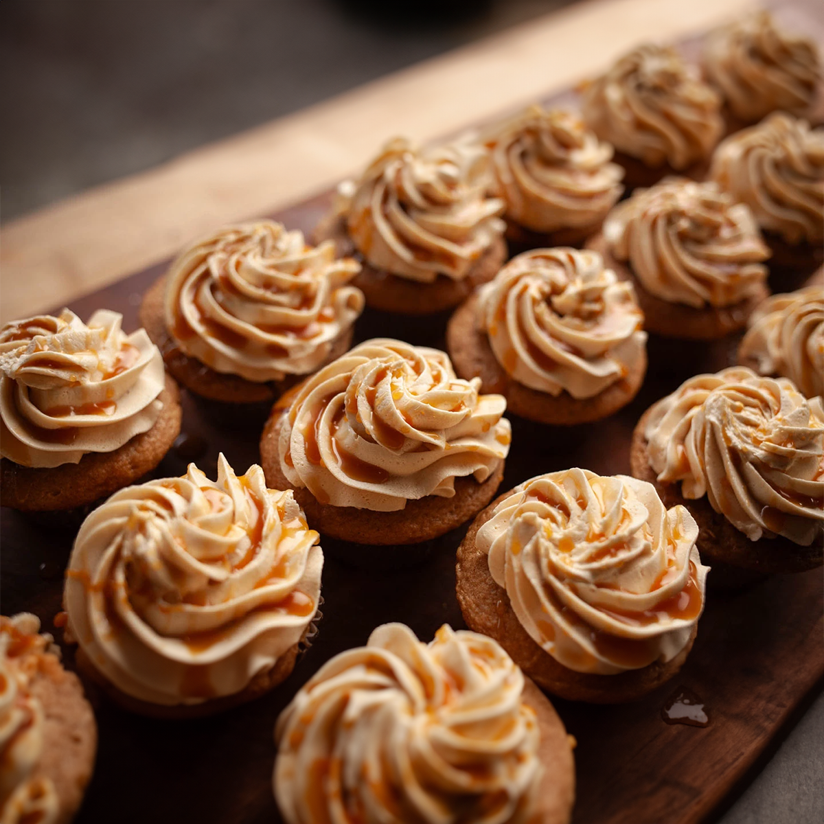 Holiday Cupcakes on the Yoder